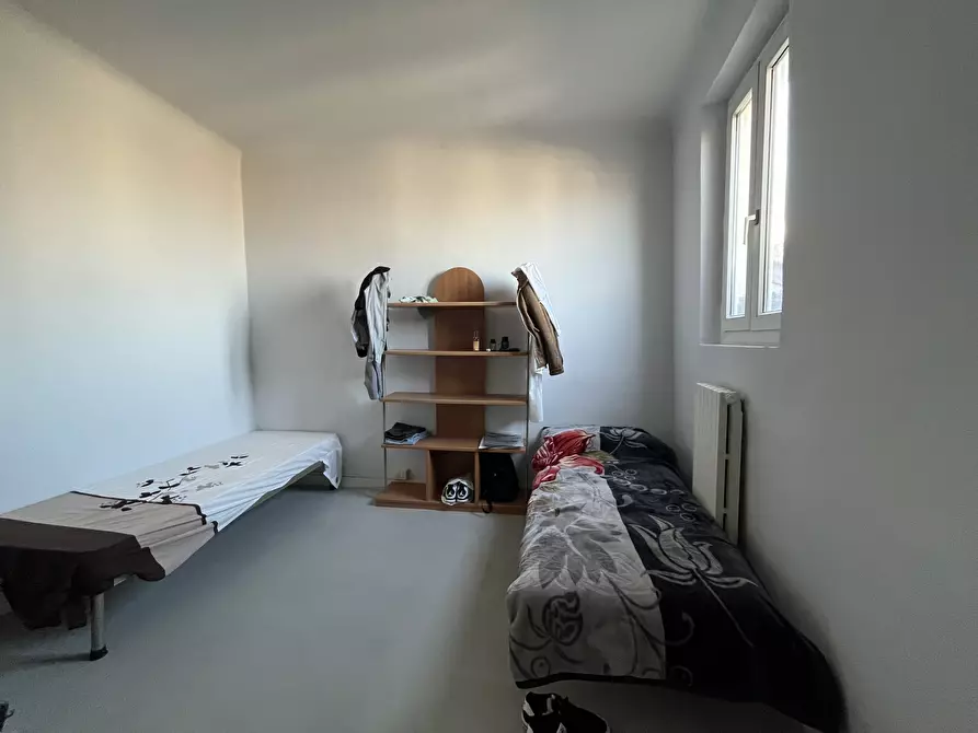 Immagine 2 di Appartamento in vendita  a Jesi