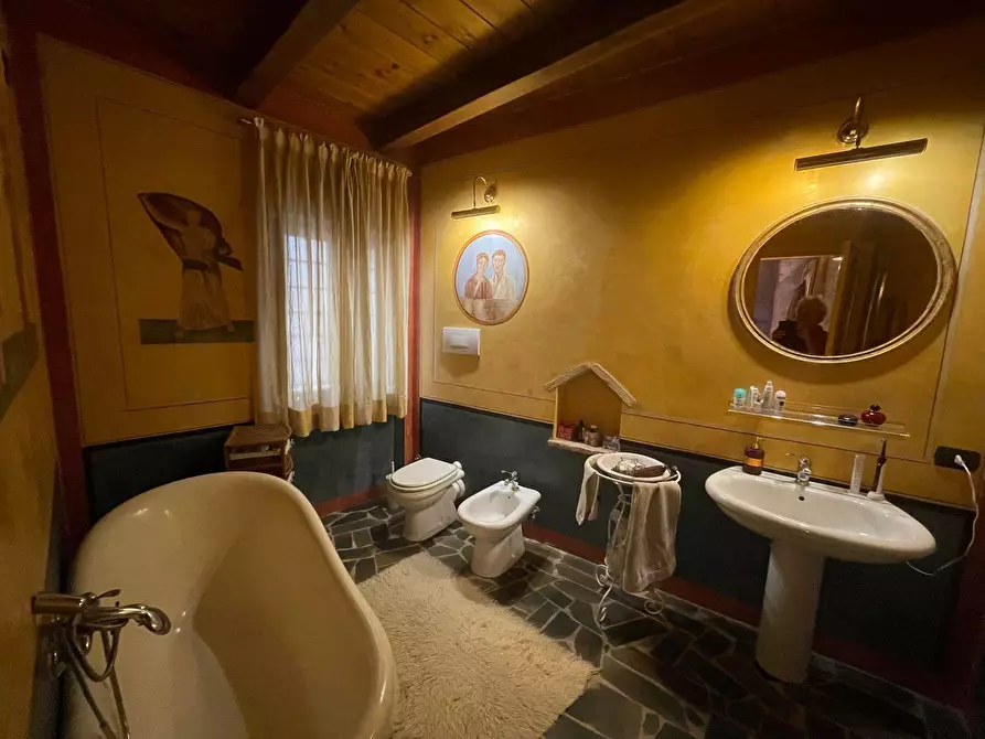 Immagine 10 di Appartamento in vendita  in Via Petrucci 1 a Jesi