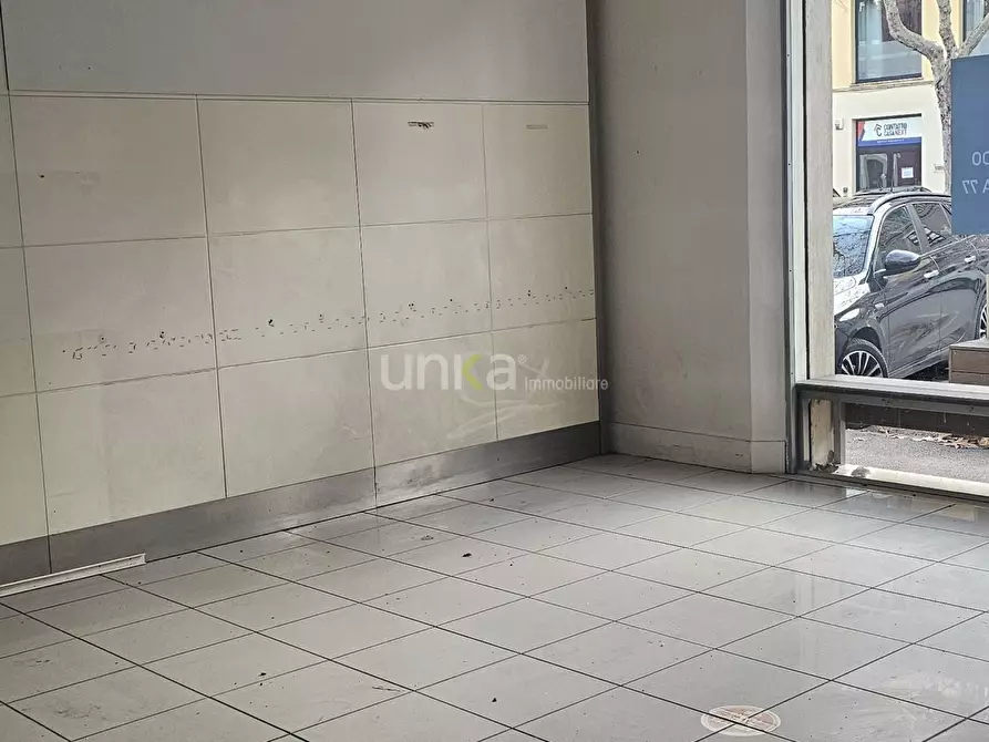 Immagine 5 di Locale commerciale in affitto  in Viale della Vittoria snc a Jesi