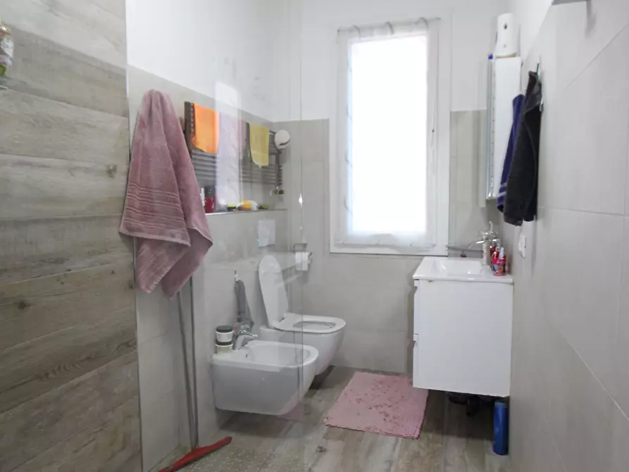 Immagine 25 di Appartamento in vendita  in Via A. Zanasi a Valsamoggia