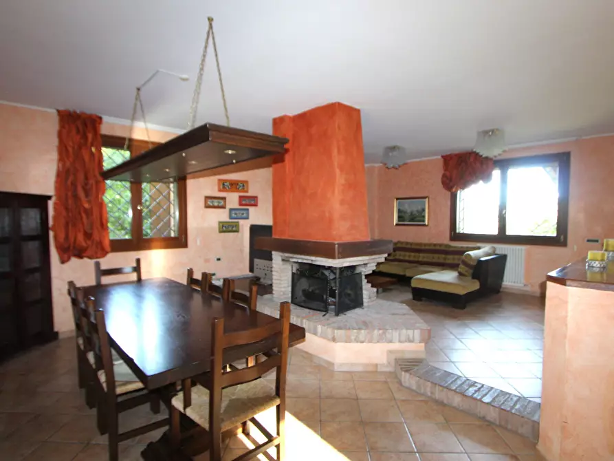 Immagine 4 di Casa indipendente in vendita  in Via Campomaggiore a Valsamoggia