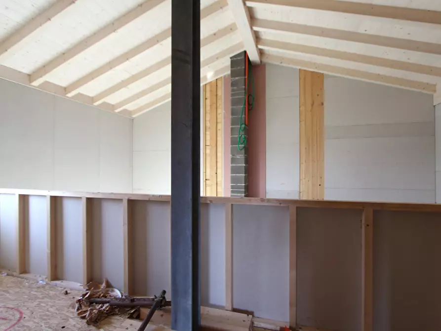 Immagine 10 di Villa in vendita  in Via Fornelli a Valsamoggia