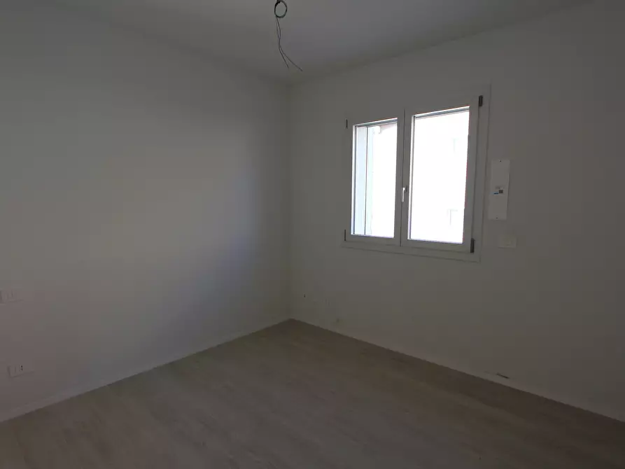 Immagine 12 di Appartamento in vendita  in Via dalla Chiesa Carlo Alberto a Valsamoggia