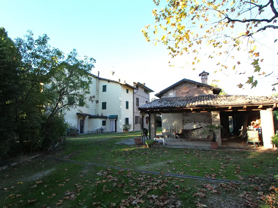 Immagine 12 di Porzione di casa in vendita  in Via Magazzino a Valsamoggia