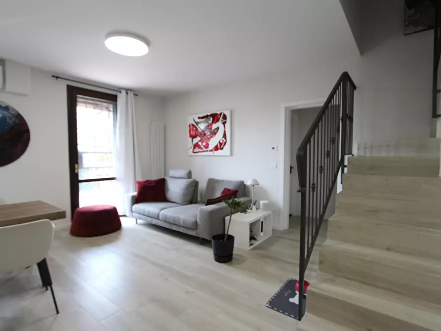 Immagine 25 di Porzione di casa in vendita  in Via Prati di Soletto a Valsamoggia