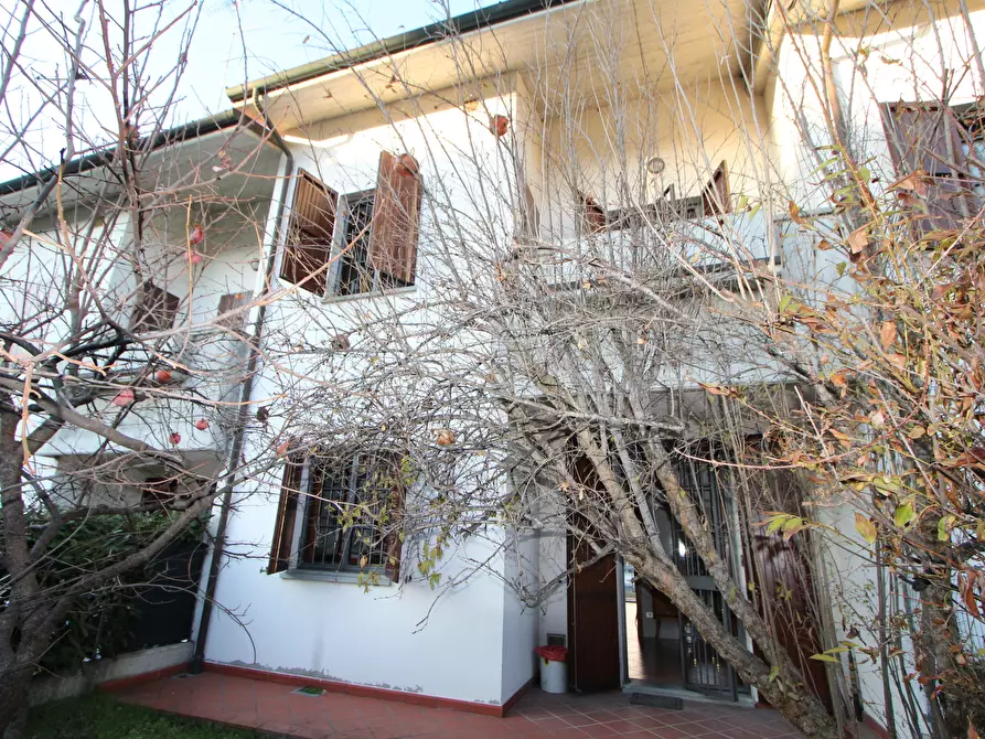 Immagine 20 di Villetta a schiera in vendita  in Via Pietro Nenni 26 a Valsamoggia