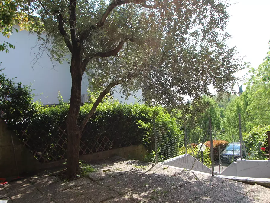 Immagine 10 di Appartamento in vendita  in Via E. Carnevali 79 a Valsamoggia