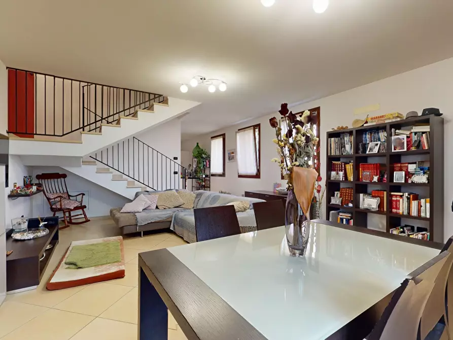 Immagine 4 di Villetta a schiera in vendita  in Via A. Pallotti a Valsamoggia