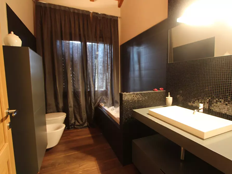 Immagine 16 di Villa in vendita  in Via Augusto Ferrari a Valsamoggia