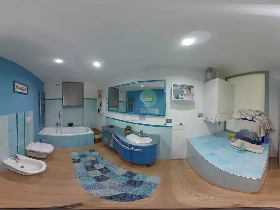 Immagine 17 di Villetta a schiera in vendita  in Viale del Tirreno 14 a Livorno