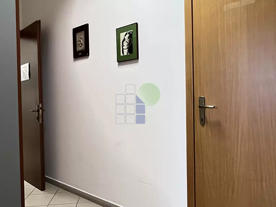 Immagine 13 di Ufficio in vendita  in Via dell' Artigianato 11 a Livorno