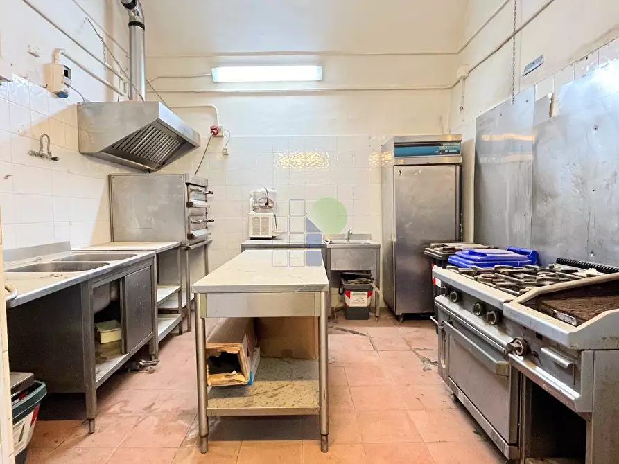 Immagine 7 di Laboratorio in vendita  in Scali del Pesce 11 a Livorno