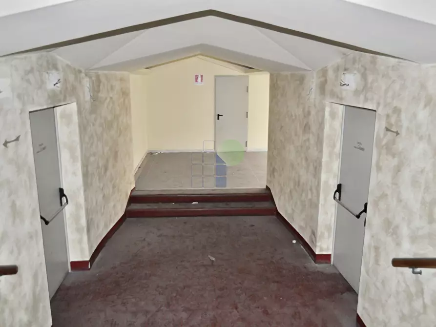 Immagine 15 di Capannone industriale in affitto  in Piazza Grande 55 a Livorno