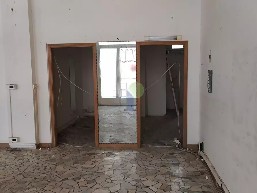 Immagine 6 di Capannone industriale in affitto  in Via Cogorrano 10 a Livorno