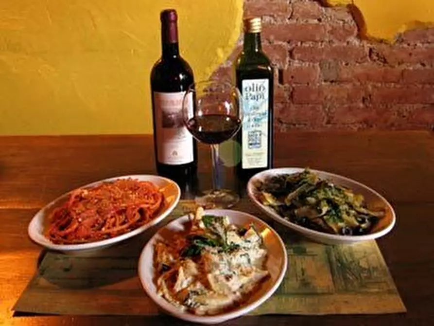 Immagine 6 di Bar / Ristorante in vendita  in Via Di Salviano 500 a Livorno