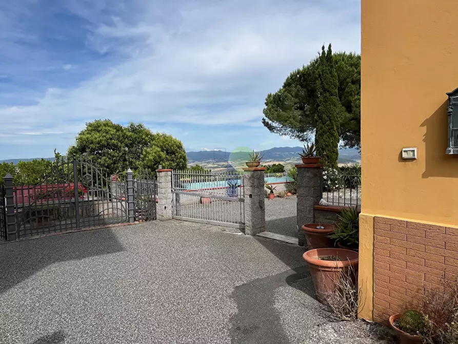 Immagine 3 di Rustico / casale in vendita  in Via Traversa Livornese 11 a Rosignano Marittimo