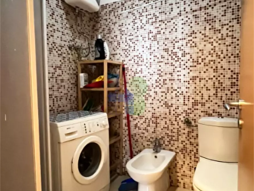 Immagine 13 di Bilocale in vendita  in Via Aurelio Lampredi a Livorno