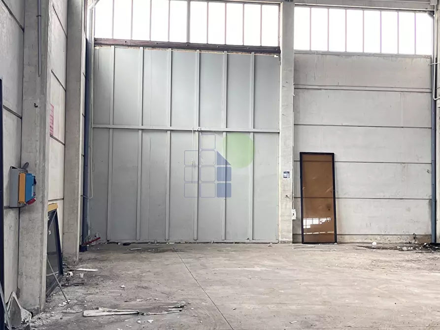 Immagine 9 di Capannone industriale in vendita  in Via dell'Artigianato 82 a Livorno