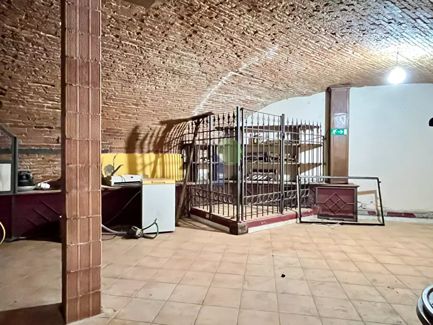 Immagine 14 di Laboratorio in vendita  in Scali del Pesce 11 a Livorno