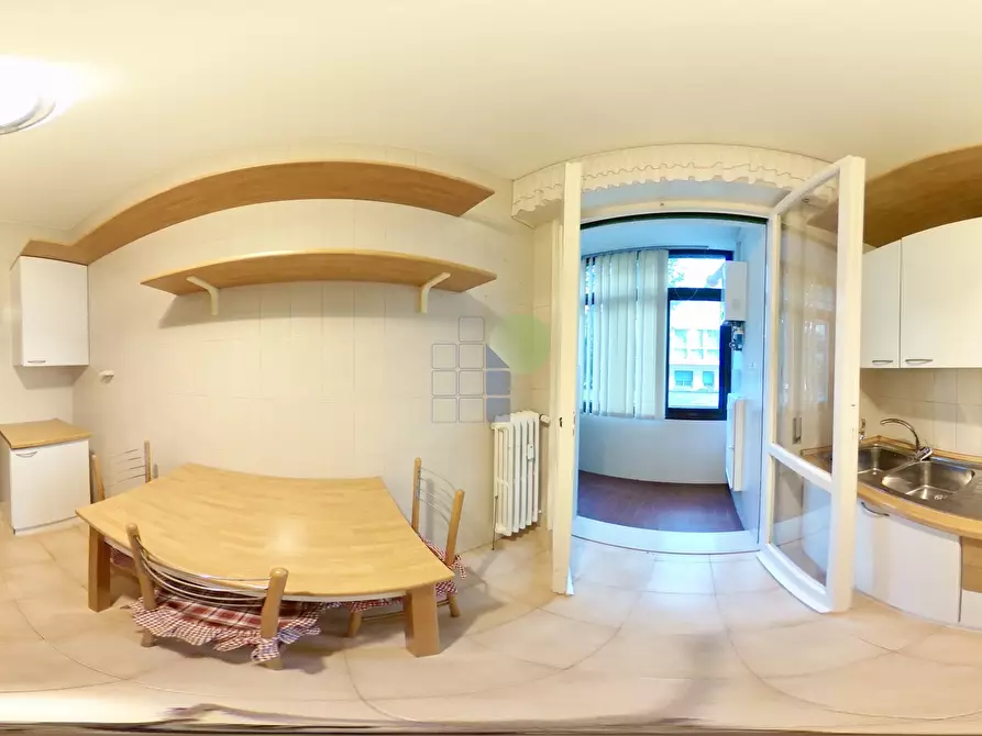 Immagine 15 di Pentalocale in vendita  in Via Calzabigi 110 a Livorno