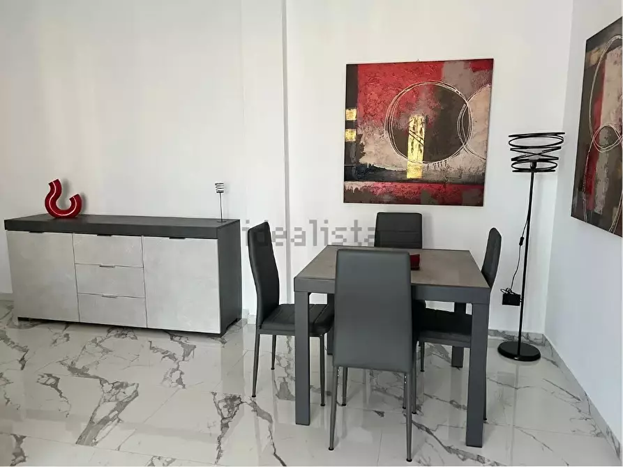 Immagine 3 di Bilocale in affitto  in Via Lago di Garda 1 a Arona