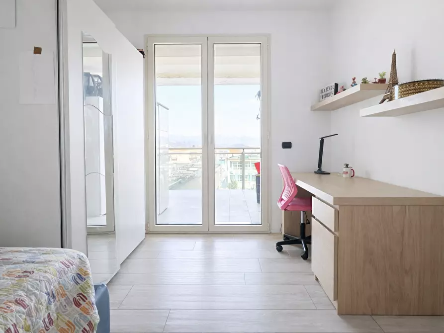 Immagine 15 di Trilocale in affitto  a Borgomanero