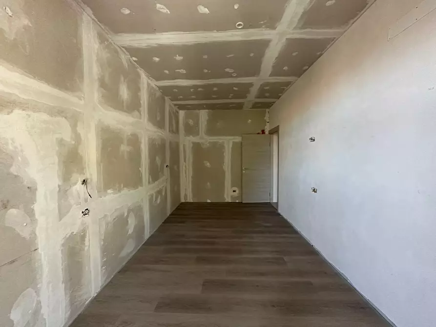 Immagine 19 di Trilocale in vendita  in Via Partigiani 1 a Arona