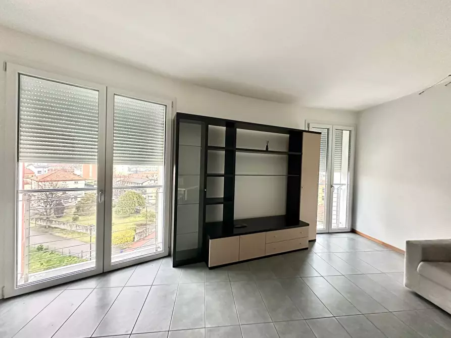 Immagine 24 di Bilocale in vendita  in Via G. Matteotti 1 a Borgomanero