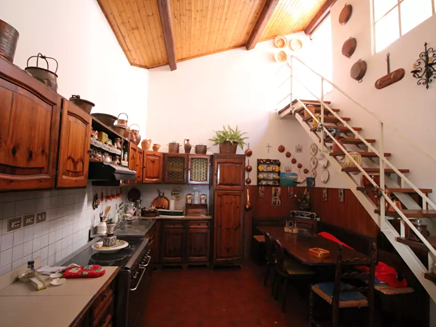 Immagine 10 di Appartamento in vendita  in Via Martiri di Campo di Marte a Vicchio