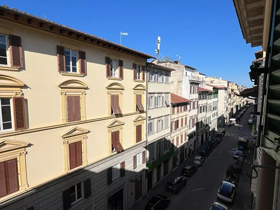 Immagine 11 di Quadrilocale in vendita  in borgo ognissanti a Firenze
