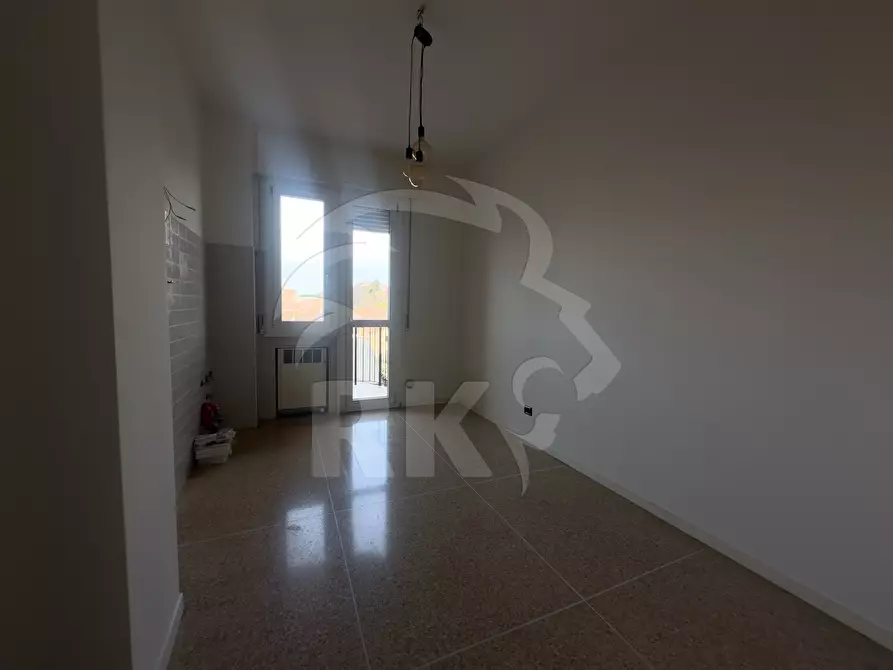 Immagine 8 di Quadrilocale in affitto  in Viale Sandro Pertini 8 a Bologna