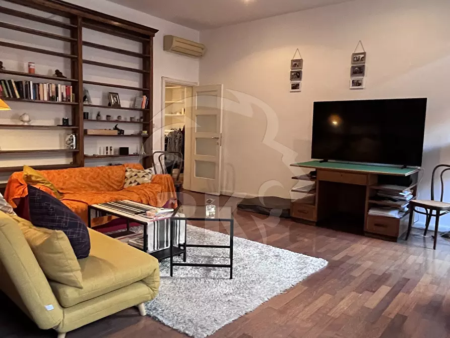 Immagine 3 di Trilocale in vendita  a Bologna