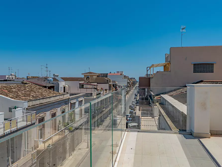 Immagine 38 di Casa indipendente in vendita  in Corso Vittorio Emanuele 456 a Floridia