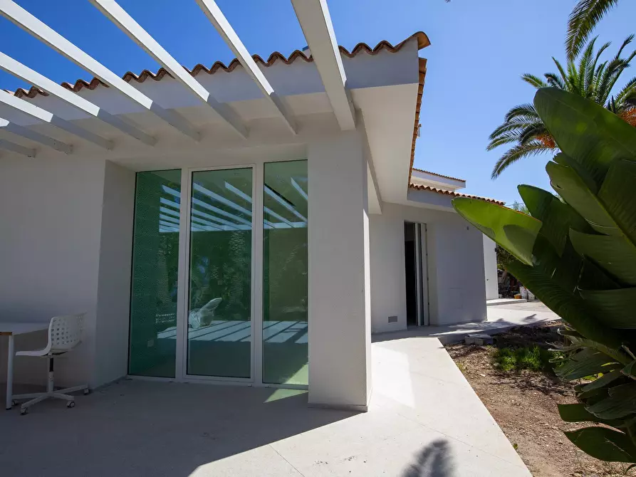 Immagine 12 di Villa in vendita  in Via La Maddalena 35 a Siracusa