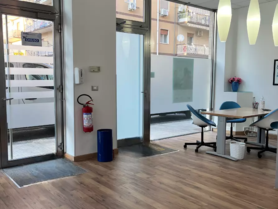 Immagine 5 di Locale commerciale in vendita  a Siracusa
