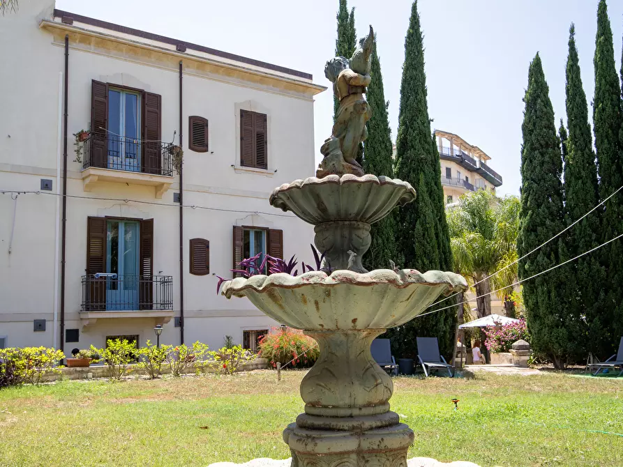 Immagine 24 di Villa in vendita  in Via pola 2 a Noto