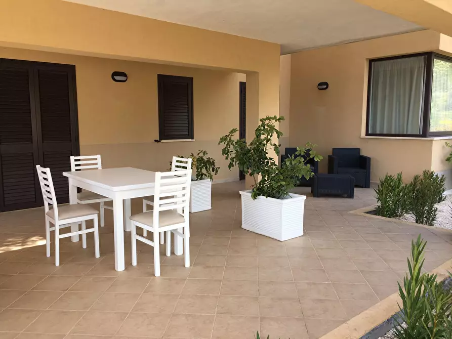 Immagine 39 di Villa in vendita  in Via Roma 21 a Taormina