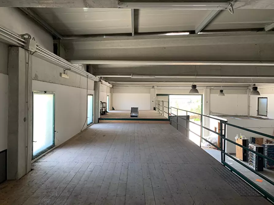 Immagine 3 di Capannone industriale in vendita  in Via Jonica 30 a Siracusa