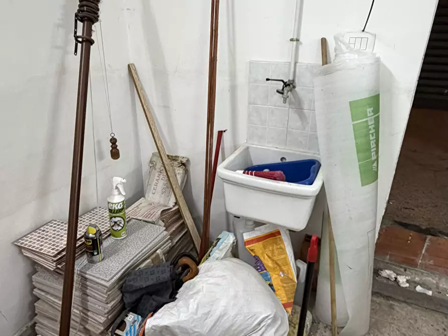 Immagine 5 di Garage in vendita  in Viale Scala Greca 159A a Siracusa