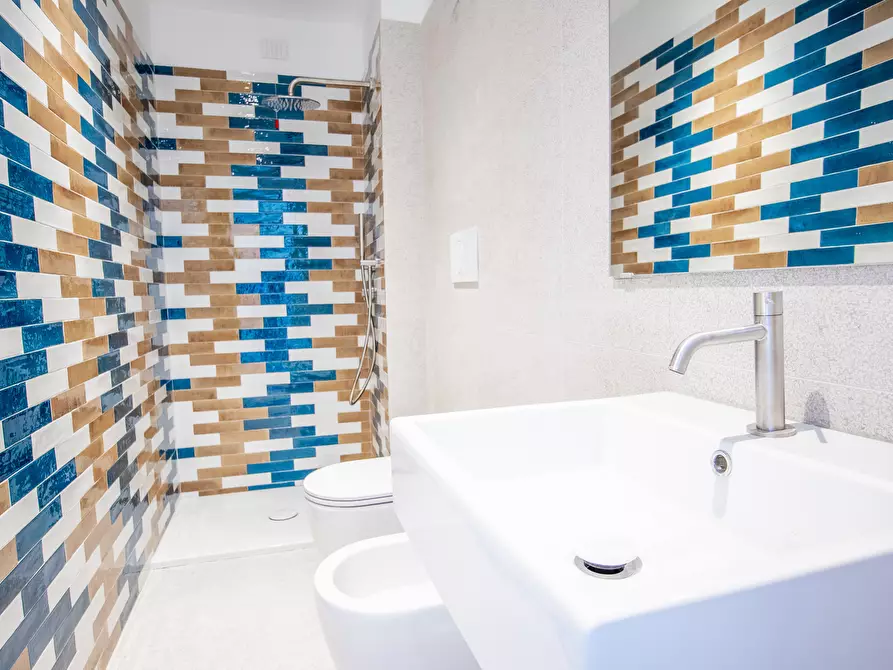 Immagine 44 di Villa in vendita  in Via La Maddalena 35 a Siracusa