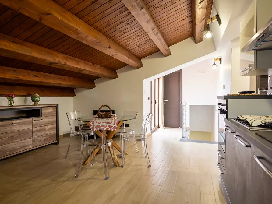 Immagine 87 di Villa in vendita  in Via Vincenzo Bellini 163 a Piedimonte Etneo