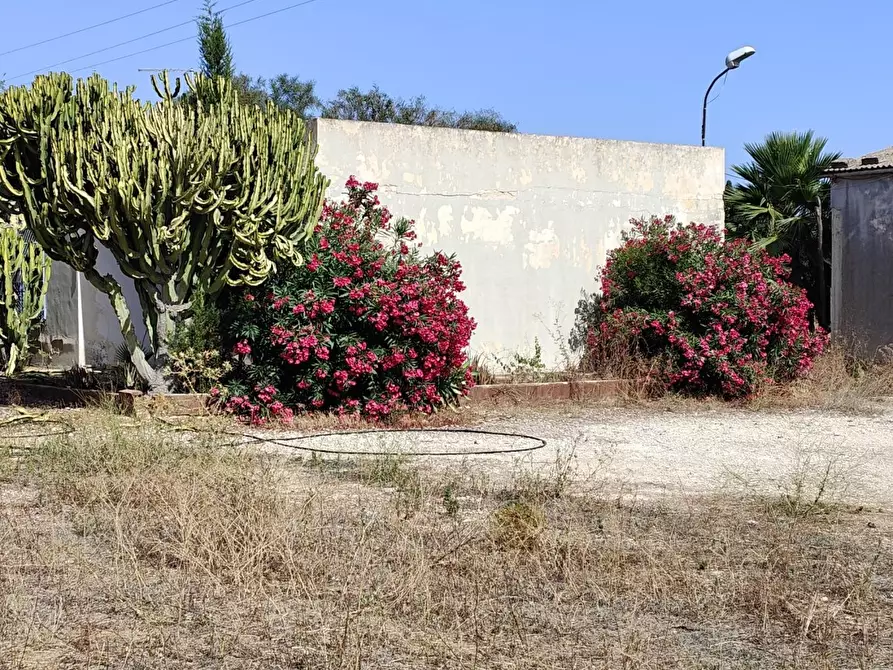 Immagine 9 di Attività artigianale in vendita  in Via Bonaiuto Natale 4 a Siracusa