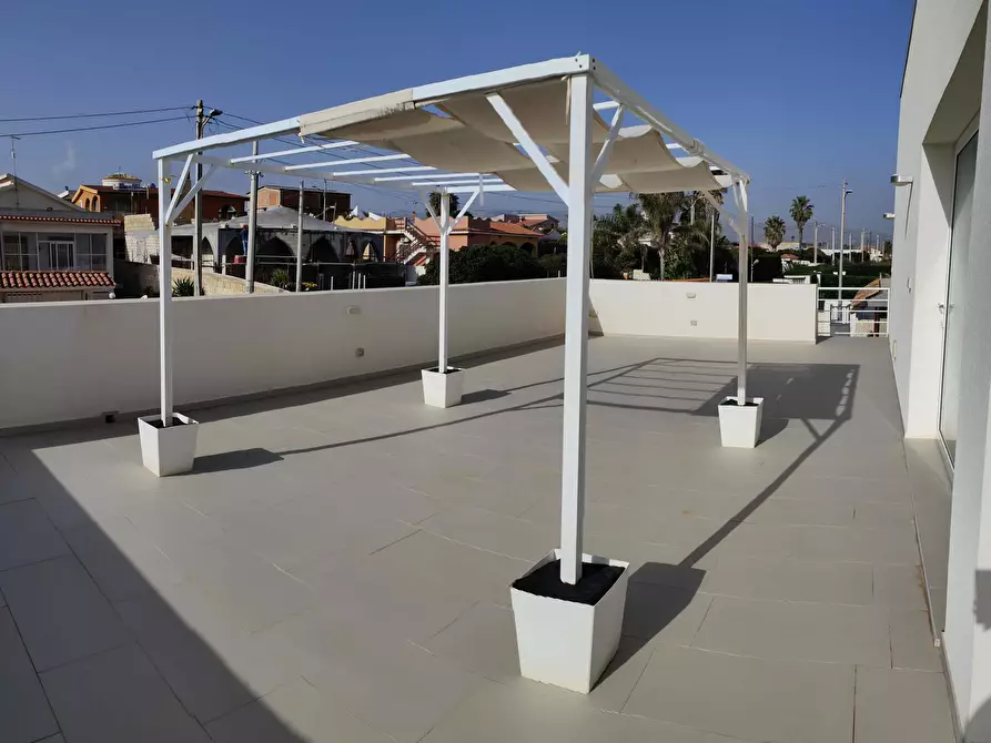 Immagine 12 di Villa in vendita  in Via Sebastiano Morale 5 a Siracusa