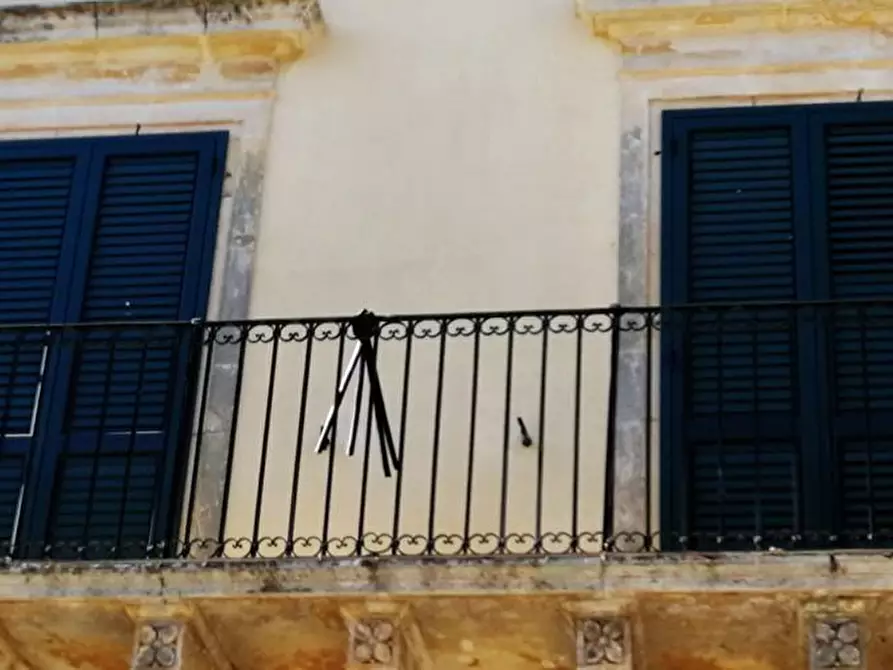 Immagine 1 di Casa indipendente in vendita  a Noto