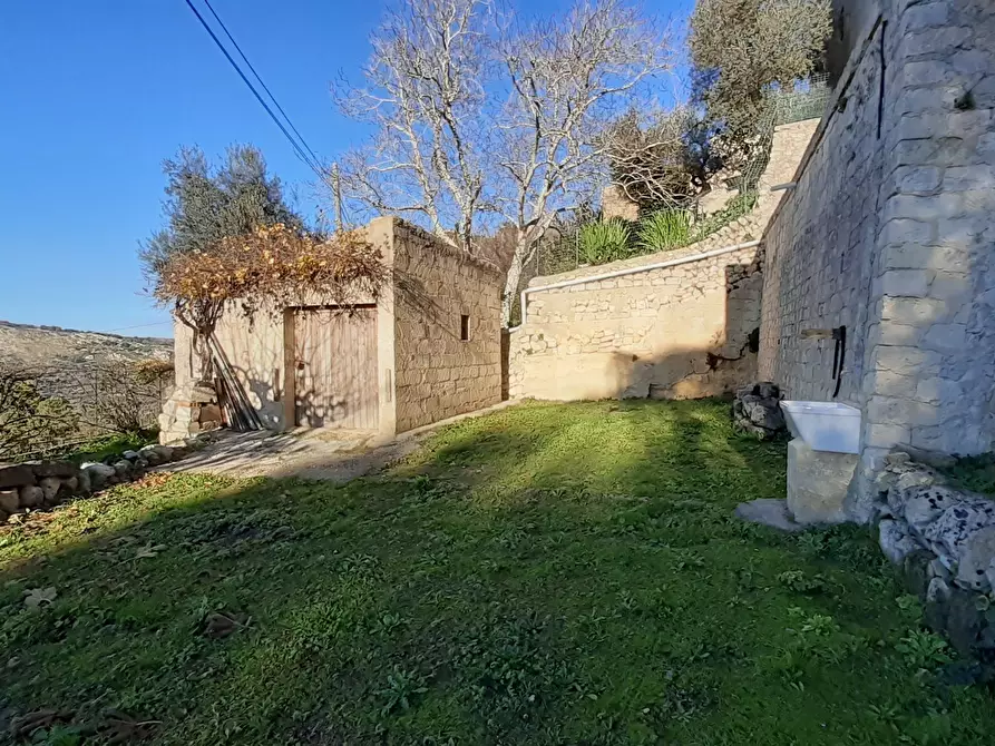 Immagine 17 di Terreno agricolo in vendita  in Via  Roma a Palazzolo Acreide