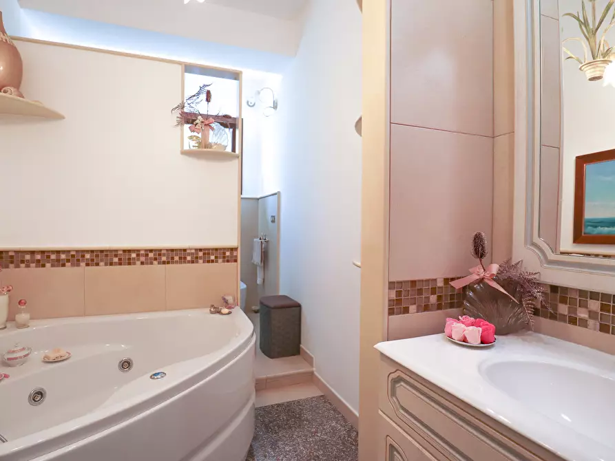 Immagine 21 di Appartamento in vendita  in Via Luigi Pirandello 43 a Melilli