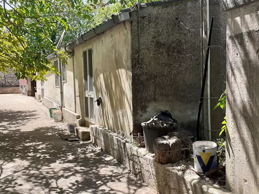 Immagine 2 di Rustico / casale in vendita  in Strada Provinciale 24 21 a Noto