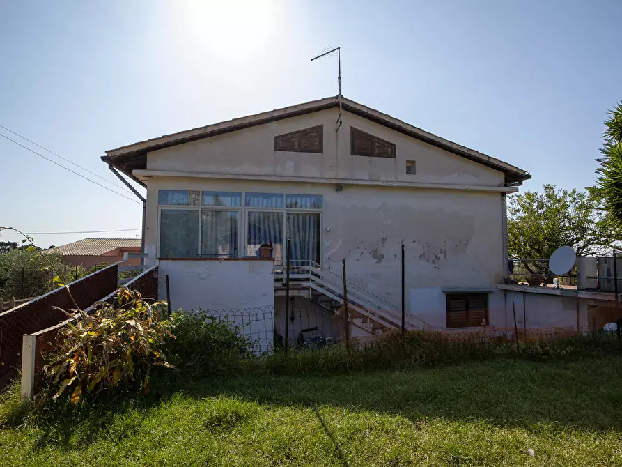 Immagine 27 di Villa in vendita  in Via delle Fornaci a Siracusa