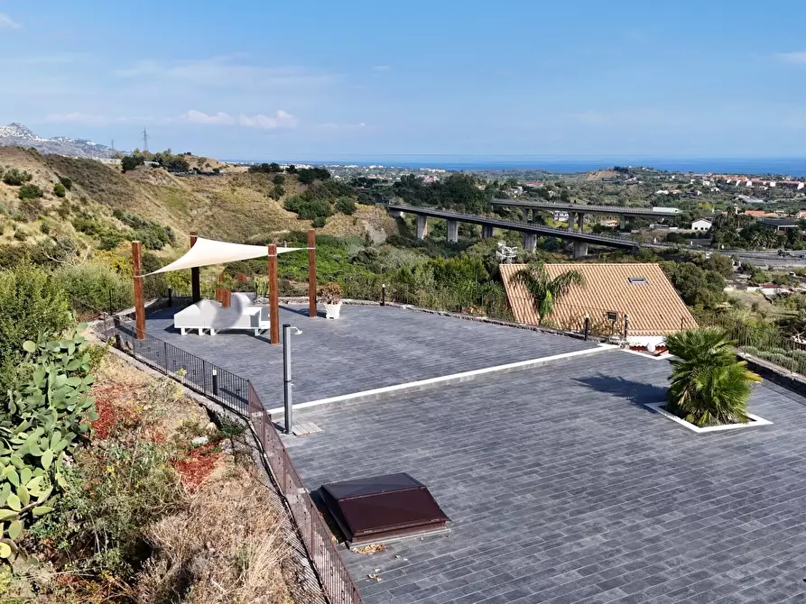 Immagine 119 di Villa in vendita  in Via Vincenzo Bellini 163 a Piedimonte Etneo