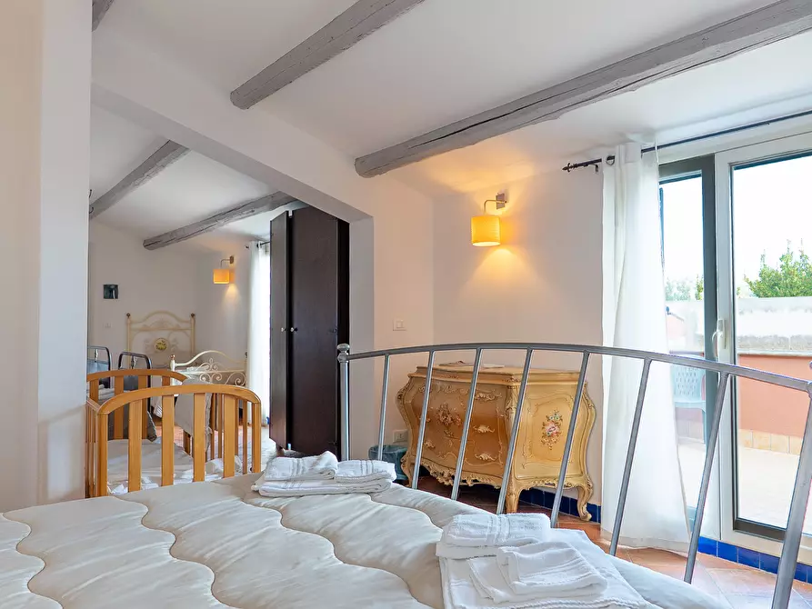 Immagine 54 di Villa in vendita  in Via Priamo 10 a Siracusa
